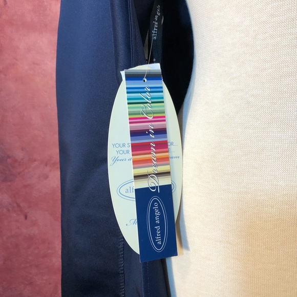 NWT Alfred Angelo Coat - Picture 5 of 6